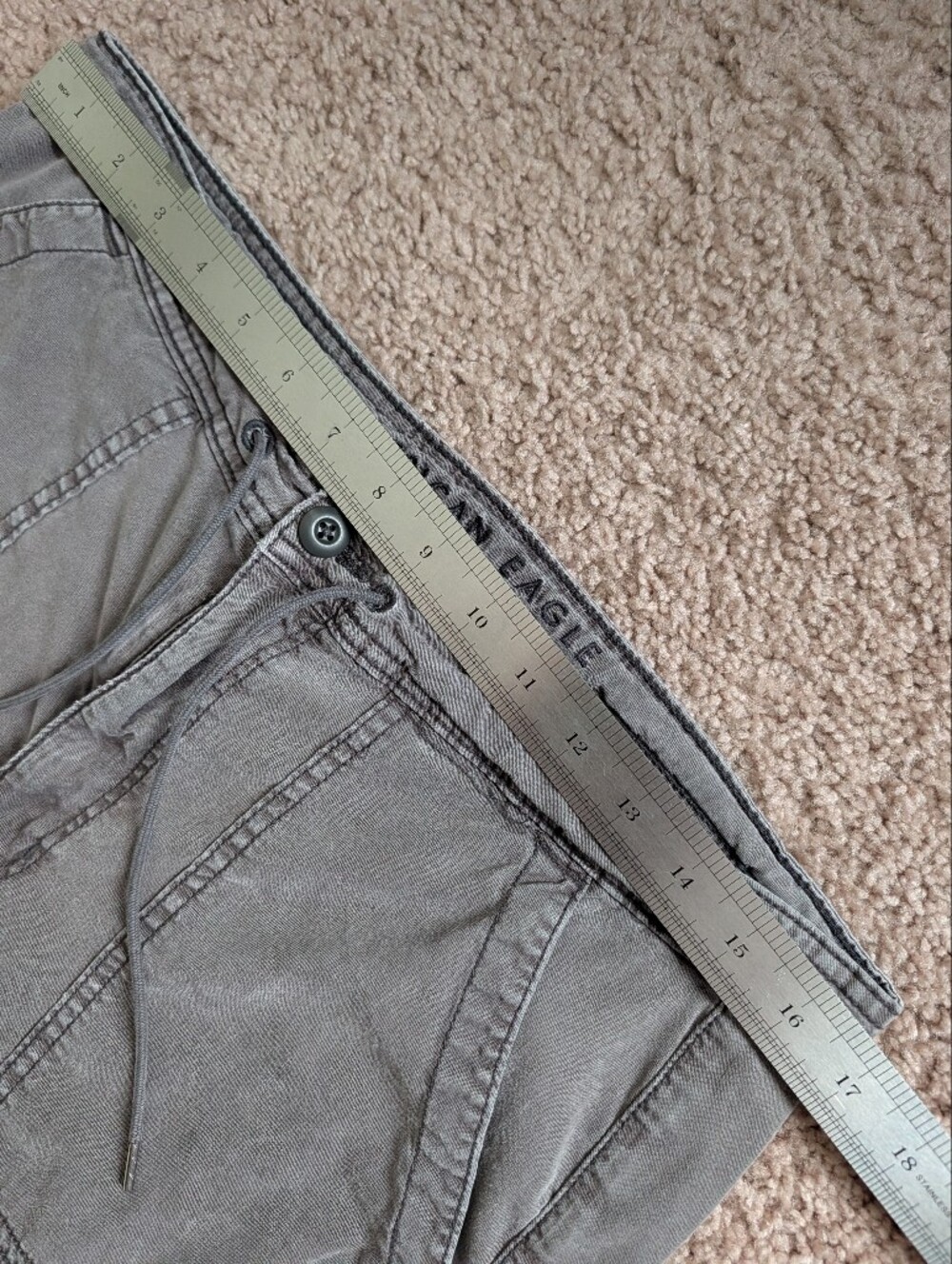 American Eagle Womens Haze Grey Dreamy High Waist Baggy Wide Leg Cargo Pant 12R - Picture 10 of 16